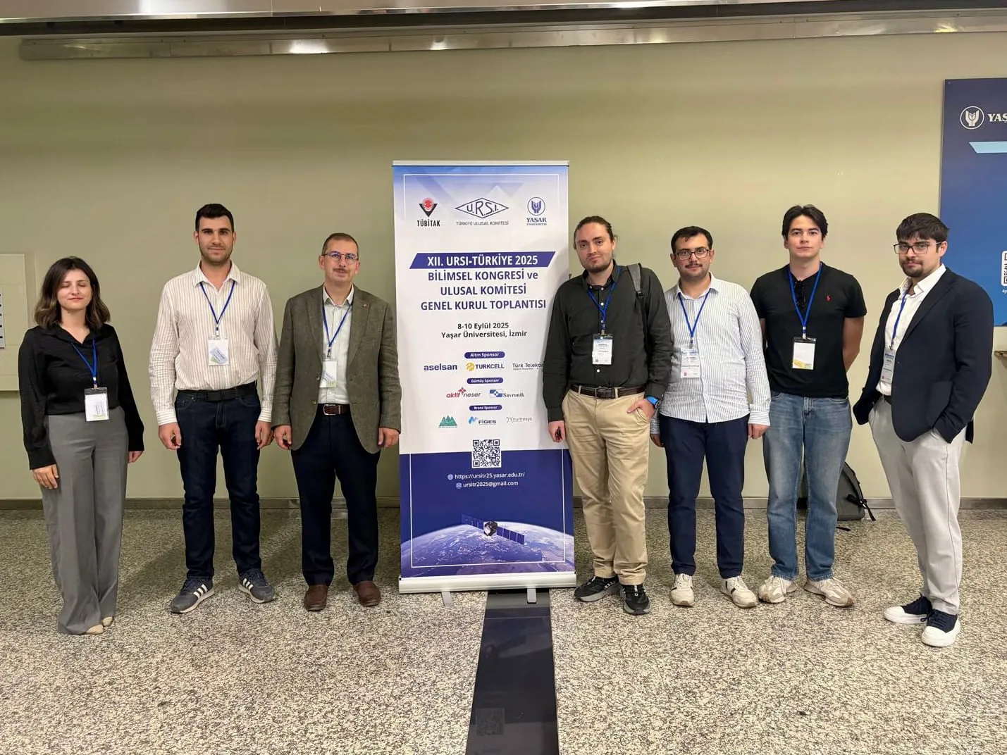 Research group photo at URSI Turkey 2025 Scientific Congress Yasar University