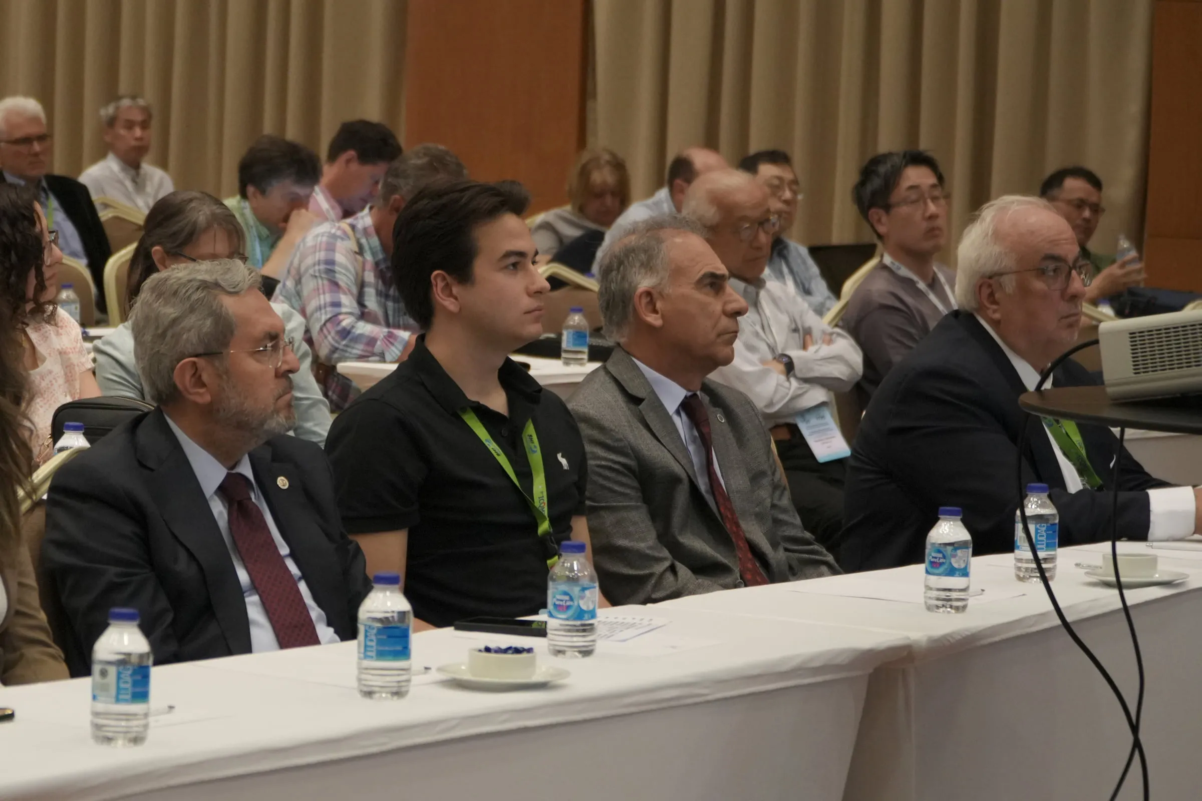 Best Student Poster Award ceremony at 10th ICSM conference